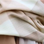 大判ストールのおすすめでおしゃれなのは？口コミでも人気のコレ！